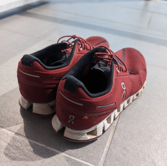 ON Womens Cloud Mesh Ruby White Trainers - Picture 3 of 6